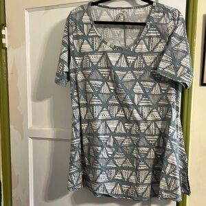 LuLaRoe Boxy Gray and Green Short Sleeve T-Shirt
